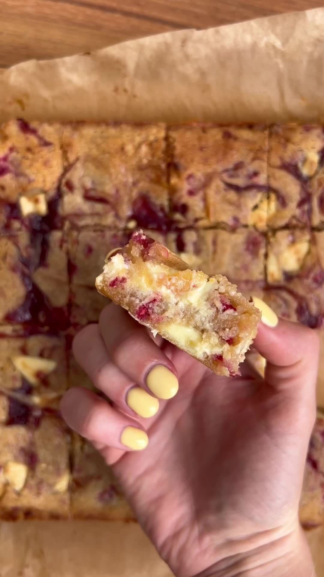 white choc & raspberry blondies