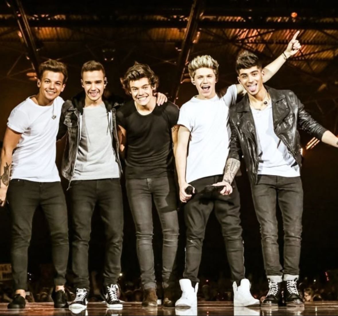 Favorite songs of 1D! - Music hypelist by ๐๐ฒ๐ด๐ฒ ๐ฃ๐ธ๐ถ๐ต๐ฒ๐ท๐ผ๐ธ๐ท๐ฎ๐ช