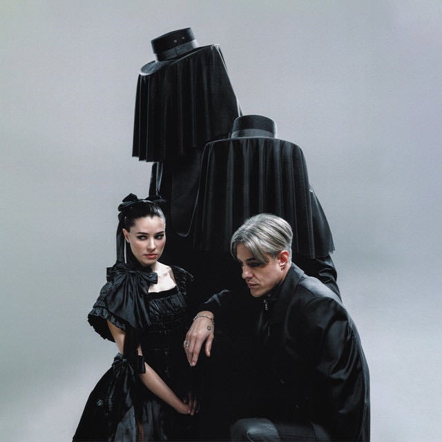 Confidence Man - Artist