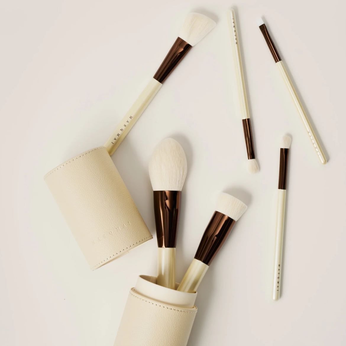Brushes set