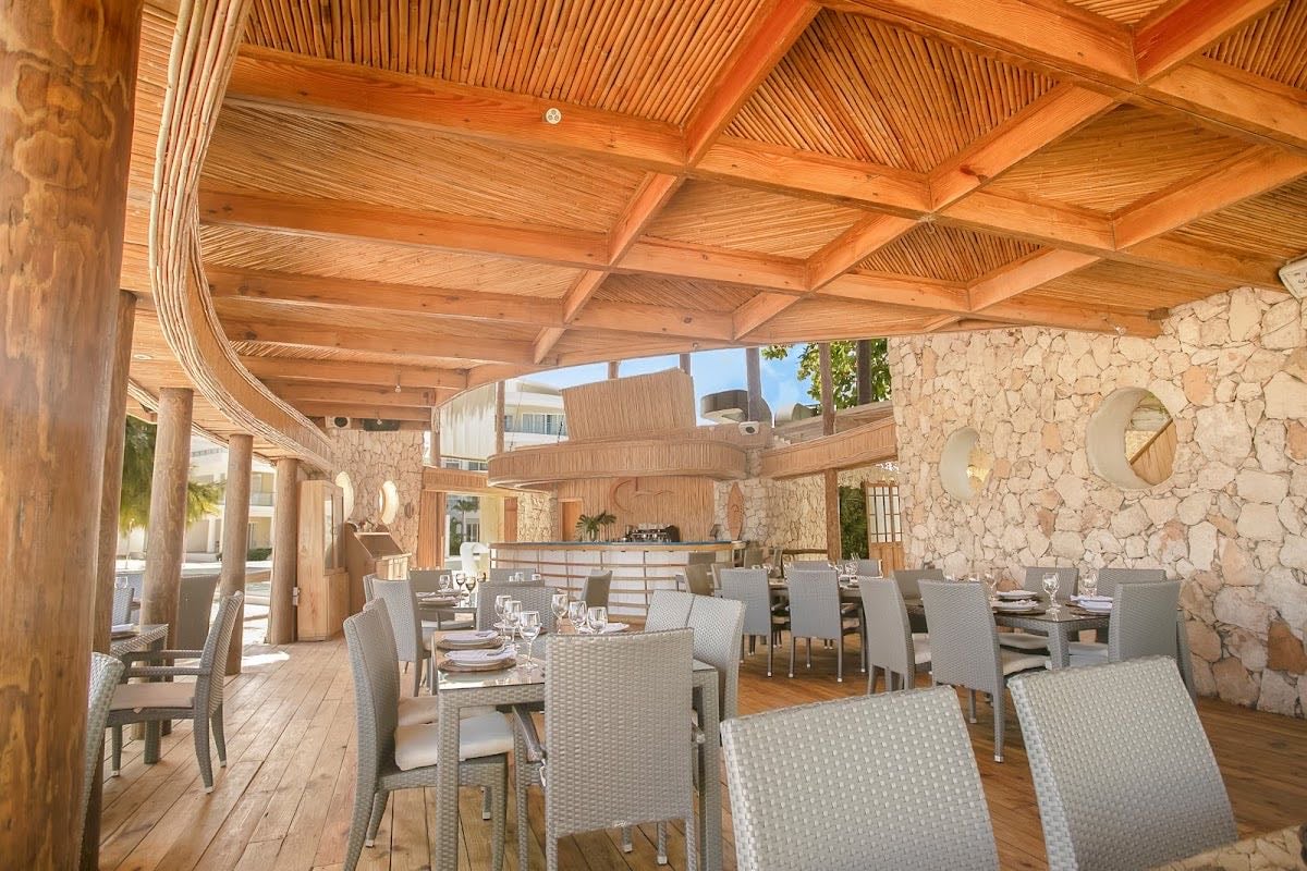 Jellyfish Restaurant PtCana