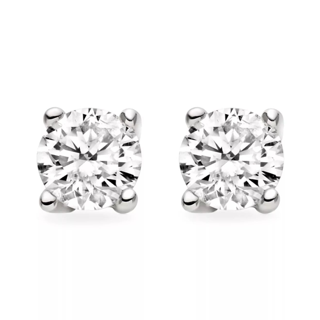 Diamond Stud Earring