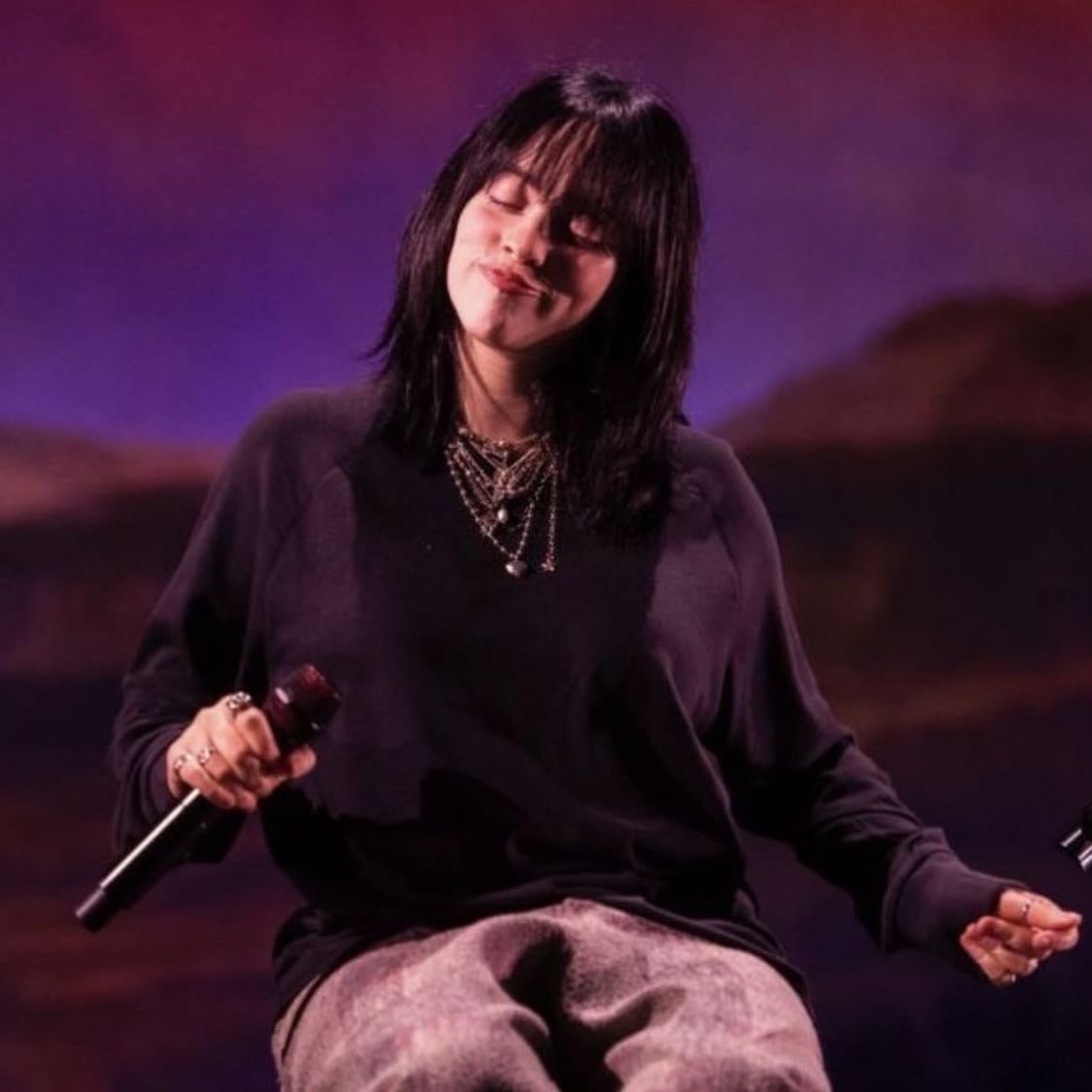 Billie Eilish - Lost the Ticketmaster war again🥹