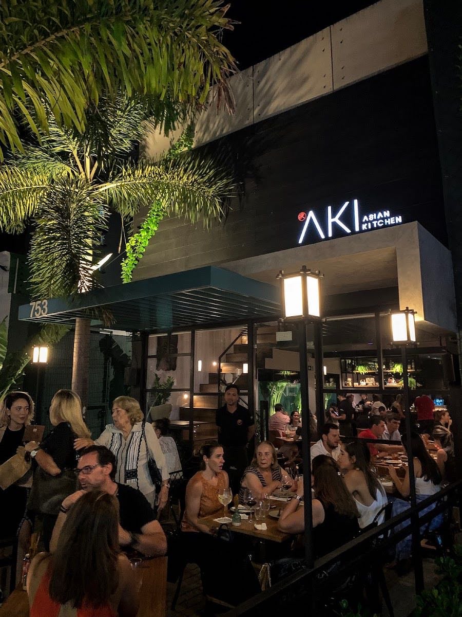 Aki - Restaurante Asiático