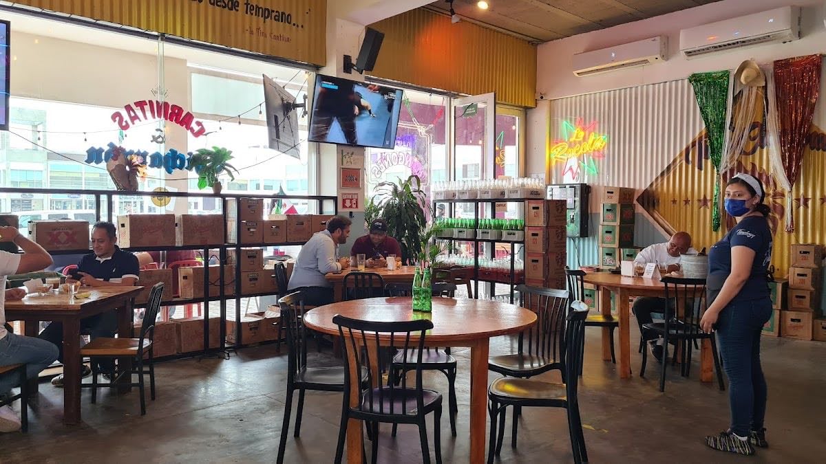 La Tina Cantina