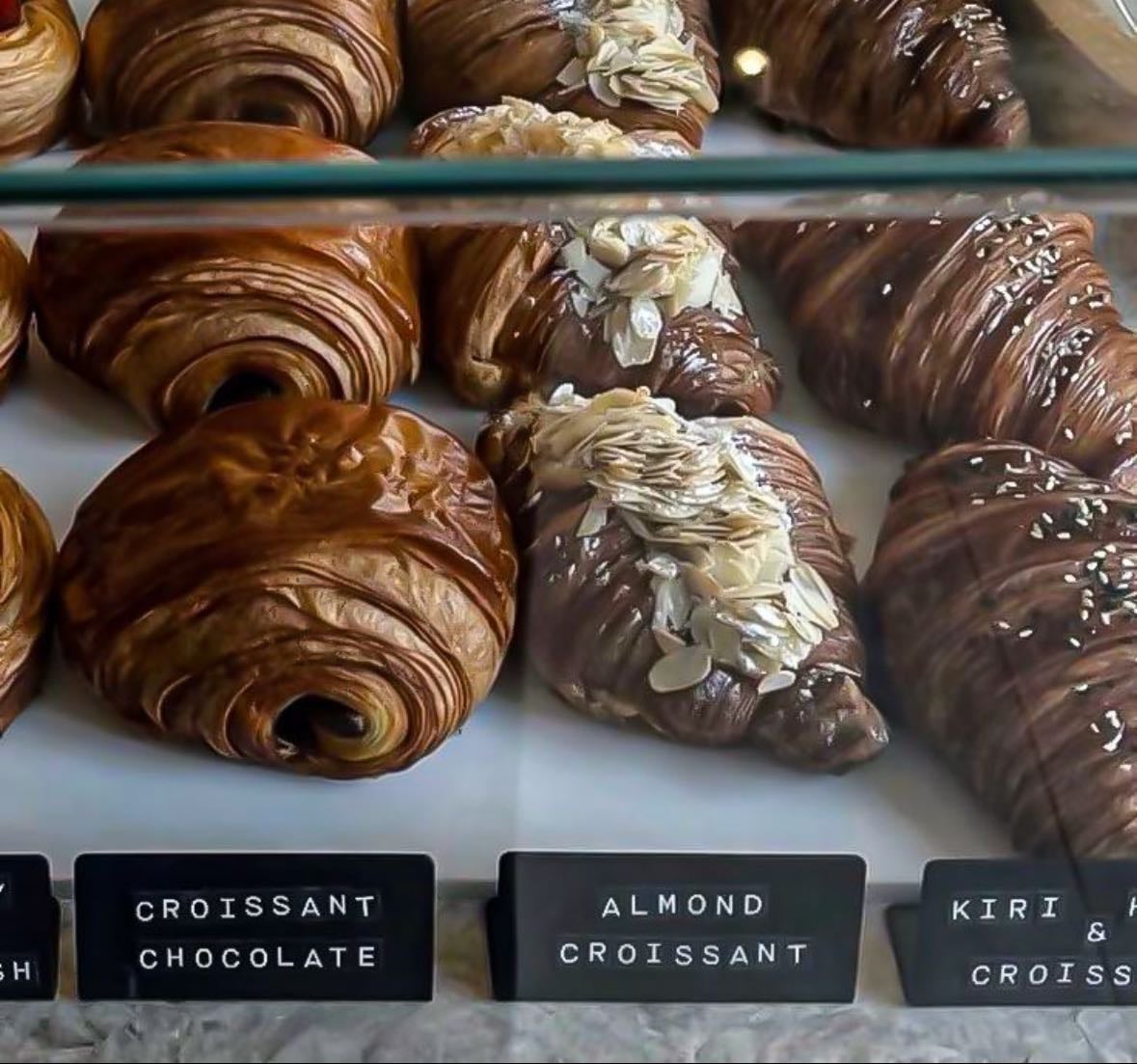 food in Paris - Places hypelist by Héléna Ayla