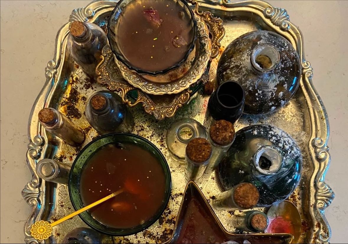Making Potions out of Leaves and Petals - Stirring, combining and mi ing with pure intentions is the essence of spellcraft. Make a simple herb infusion while focusing on what you want to call in.