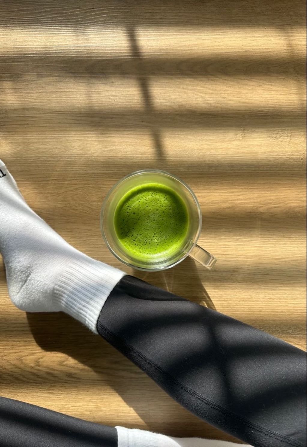 π§ββοΈ Yoga flow + fresh juice after - stretch your body, clear your head β then nourish it all