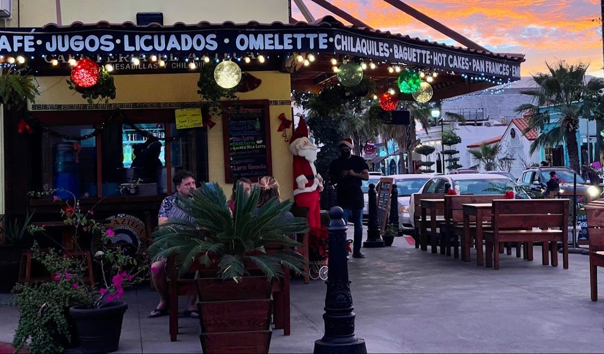 El Azteca - 8/10