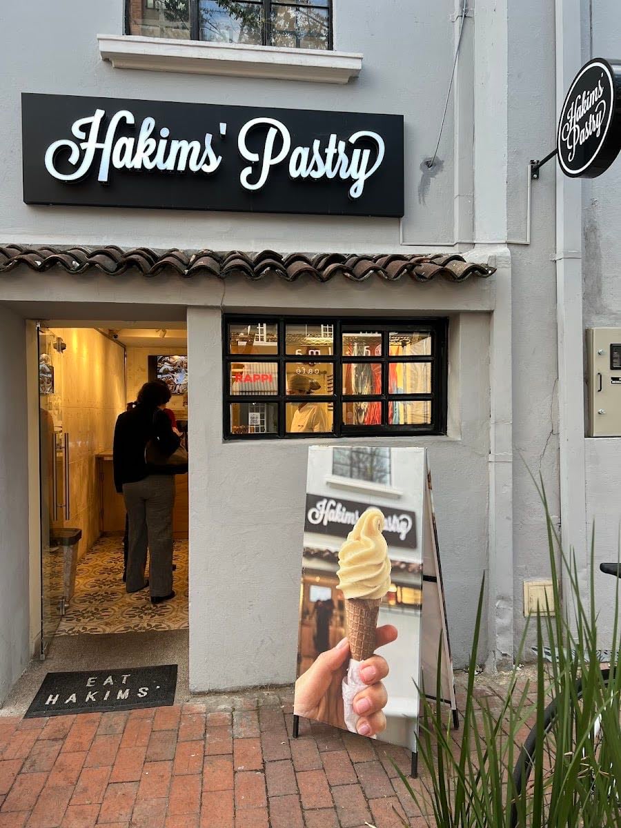 Hakim's Pastry Rosales