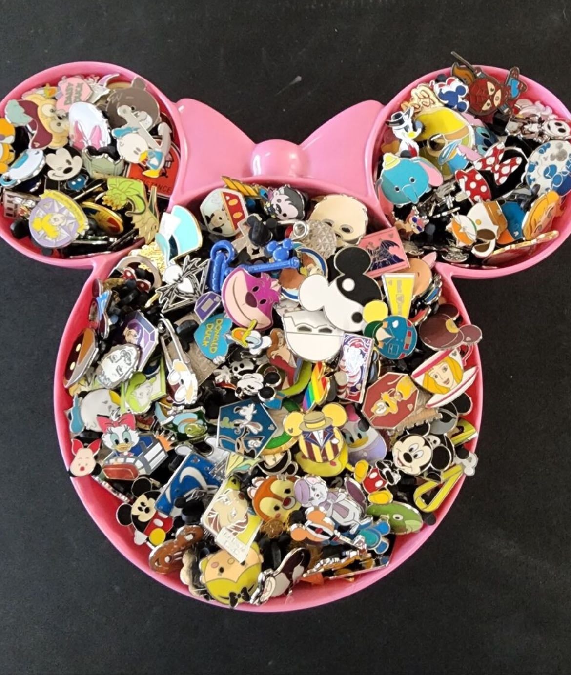 Disney pins