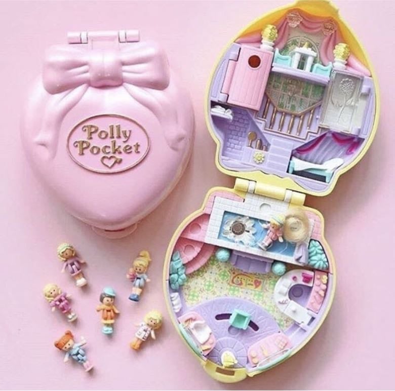 Polly pocket