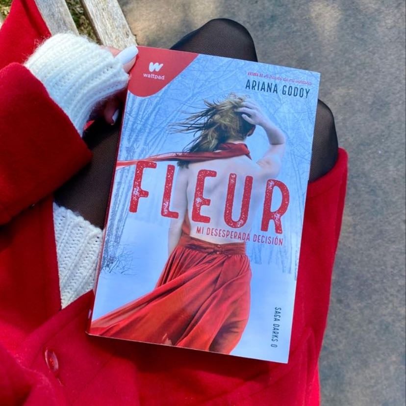 Fleur - Una historia romántica y misteriosa donde la protagonista, Fleur, se ve envuelta en un mundo mágico lleno de secretos oscuros y amores prohibidos que desafían su destino.