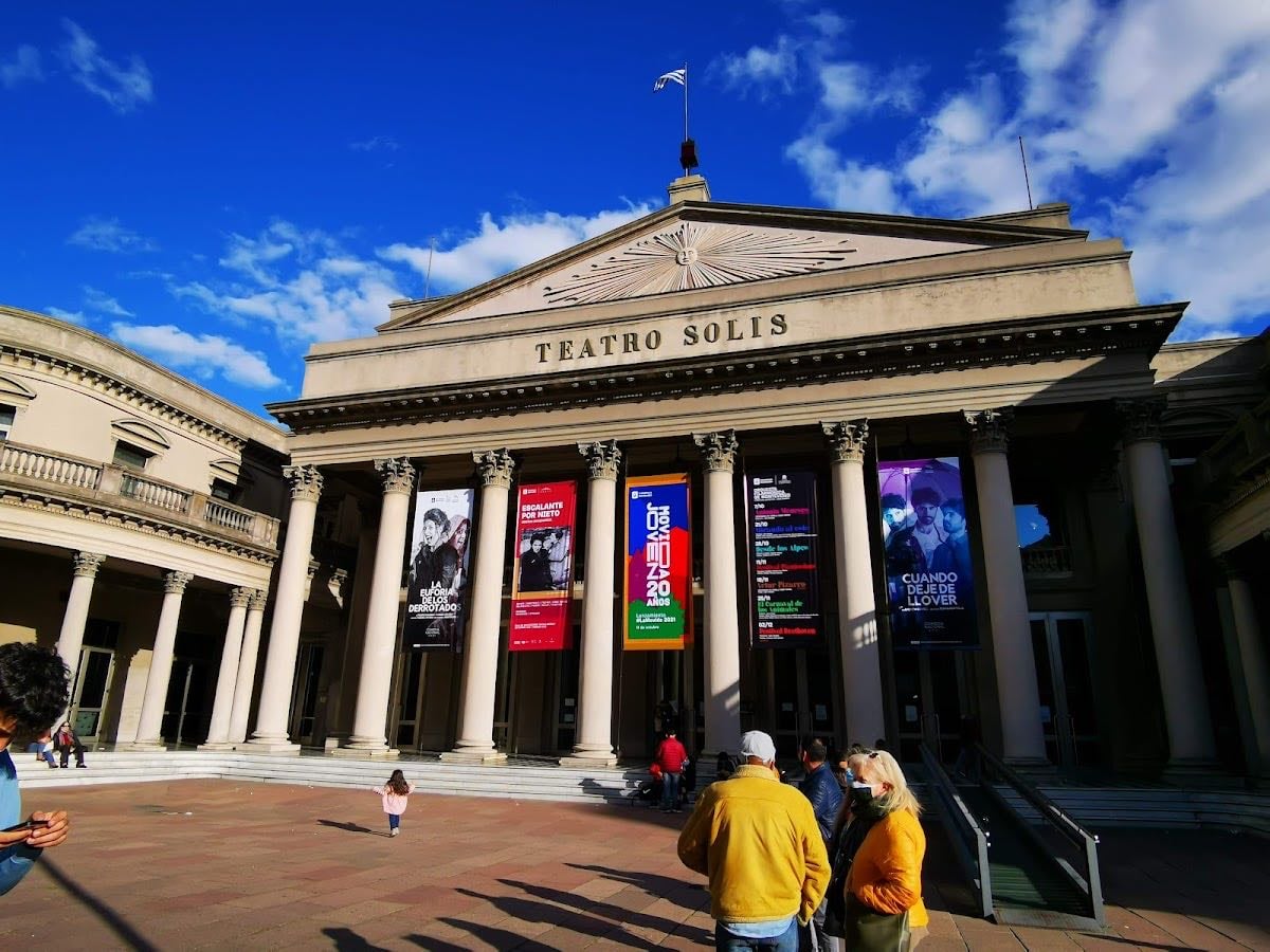 Solis Theater