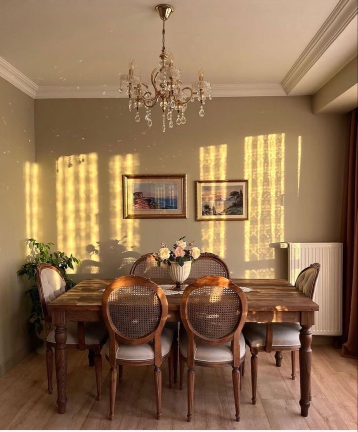 separate dining room