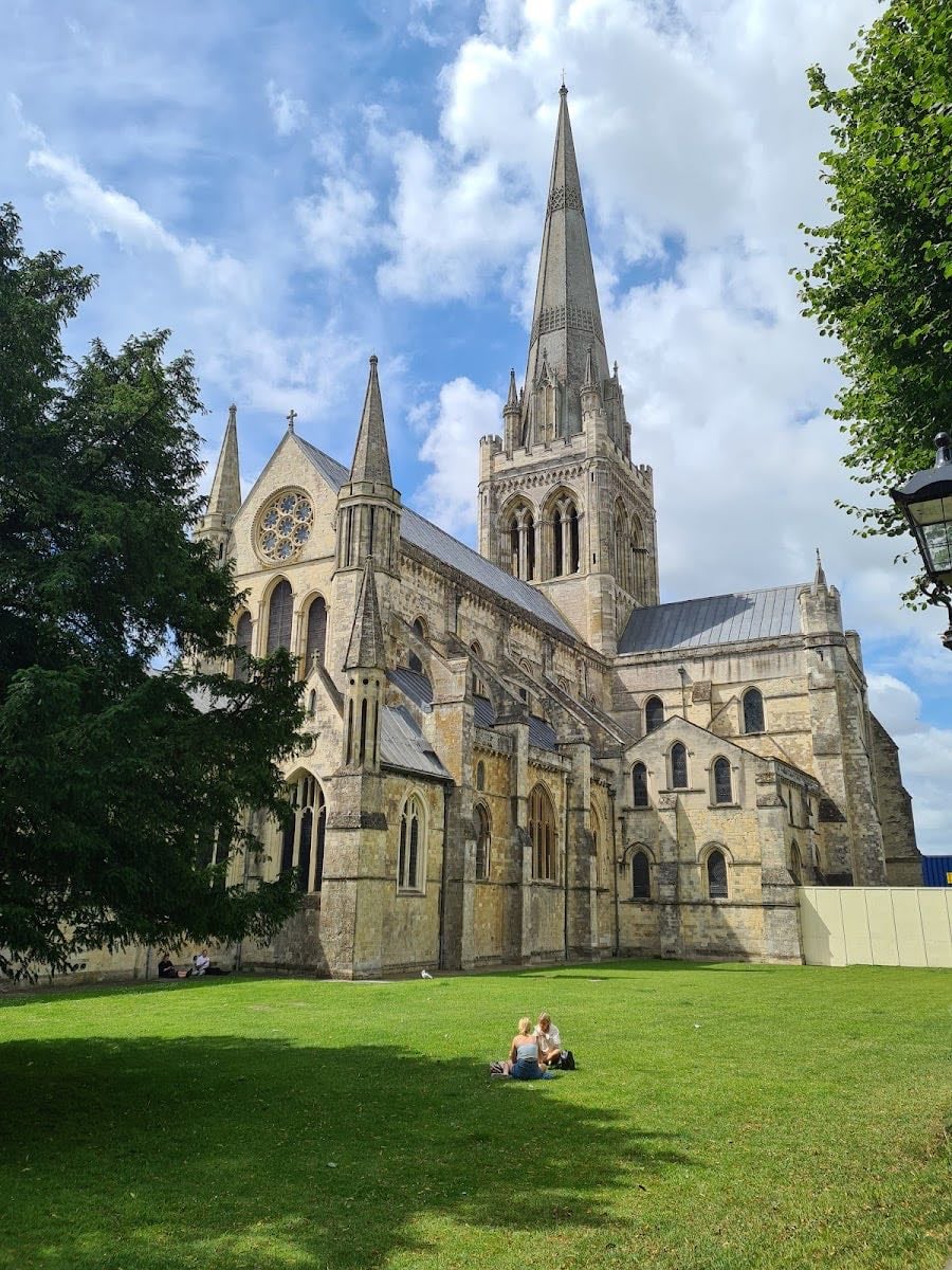 chichester, uk - 馃嚞馃嚙 - 2023