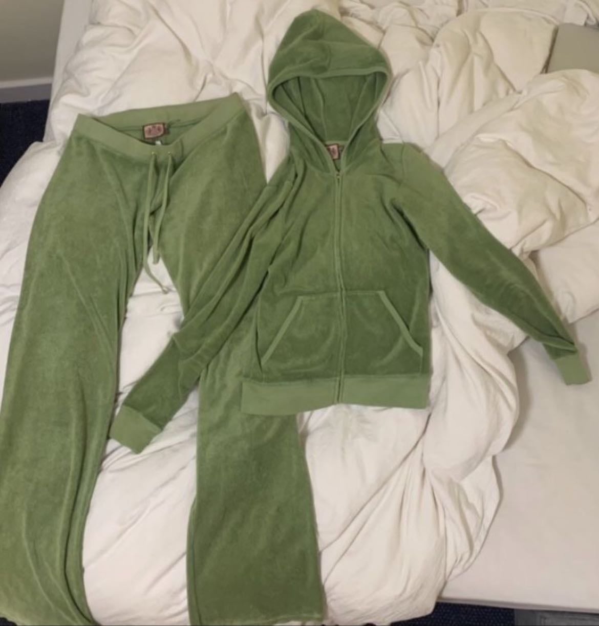 this green juicy set - juicy