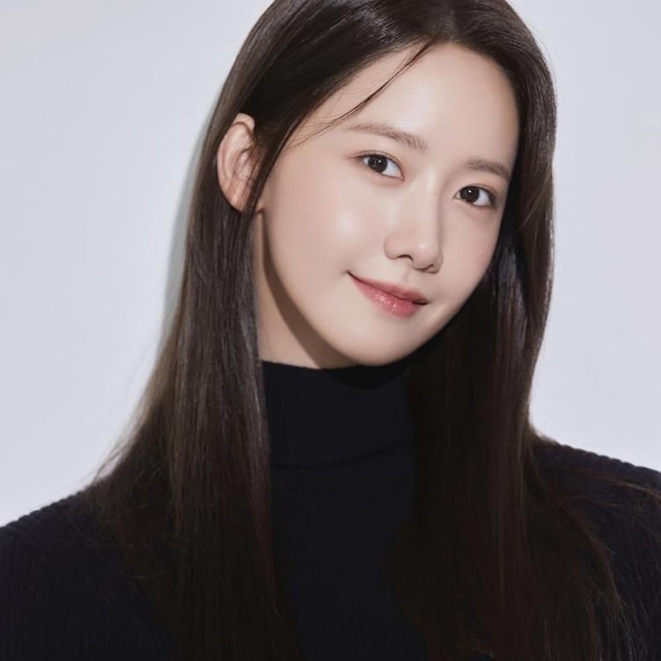 Im Yoon Ah - 1990