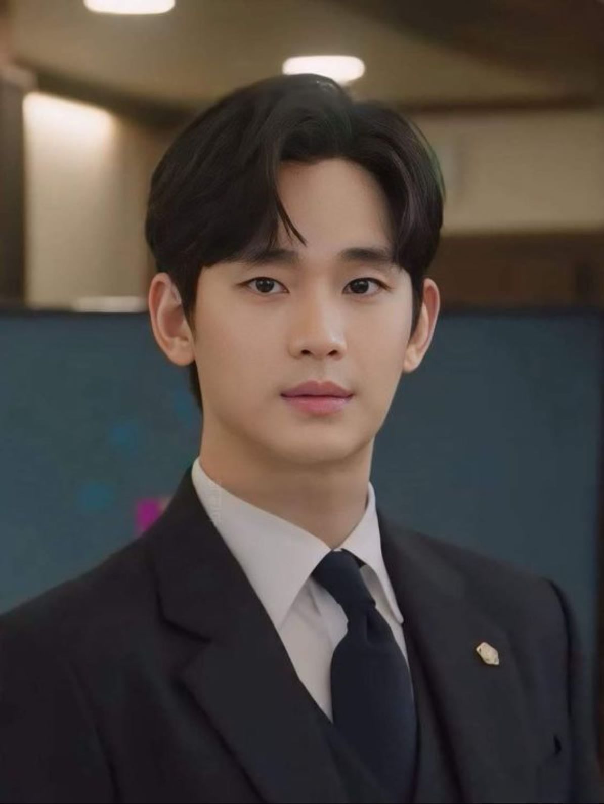Kim Soo Hyun - 1988