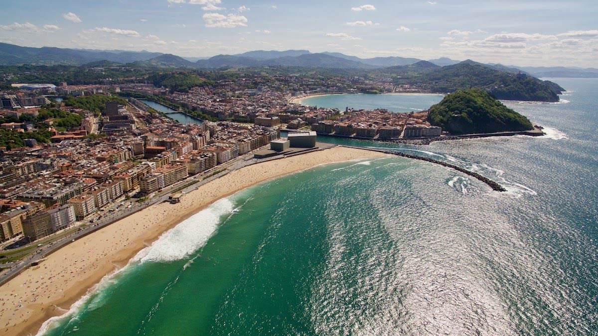 Ondarreta - La playa más peque de Donosti (fav)