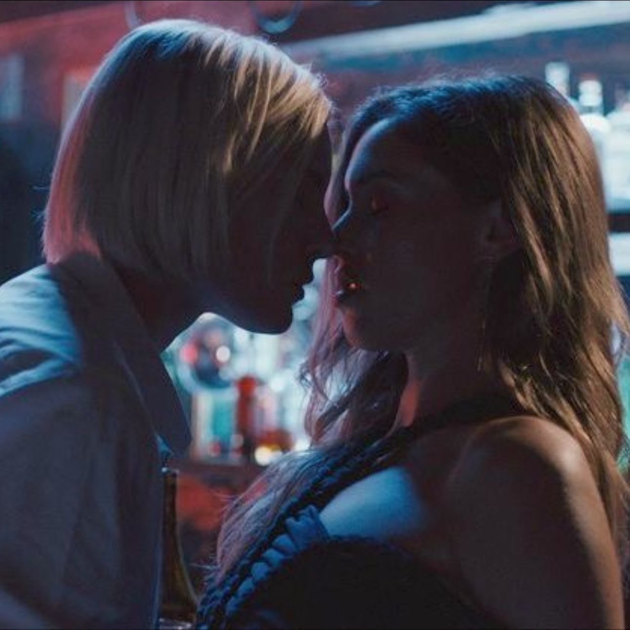 Below Her Mouth - April Mullen · 2017
