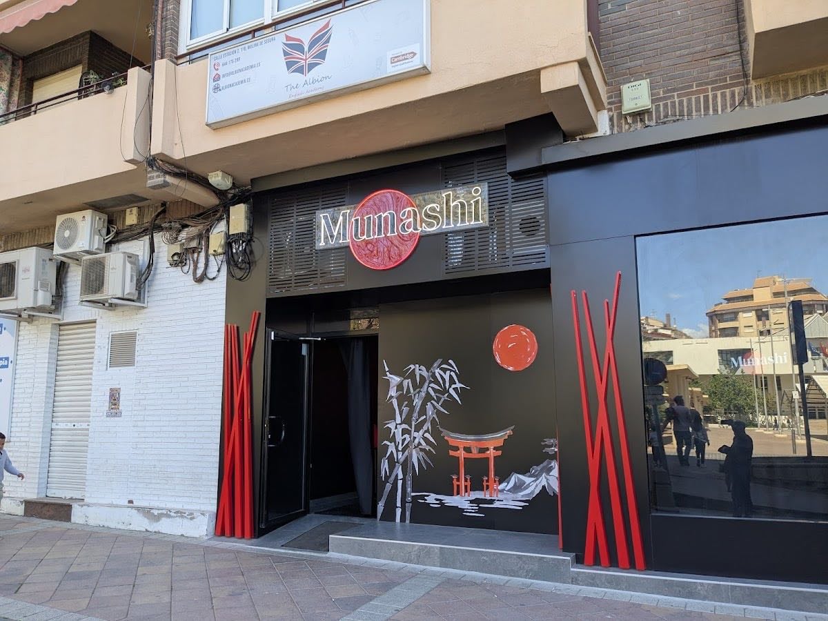 Munashi sushi - 30-40€