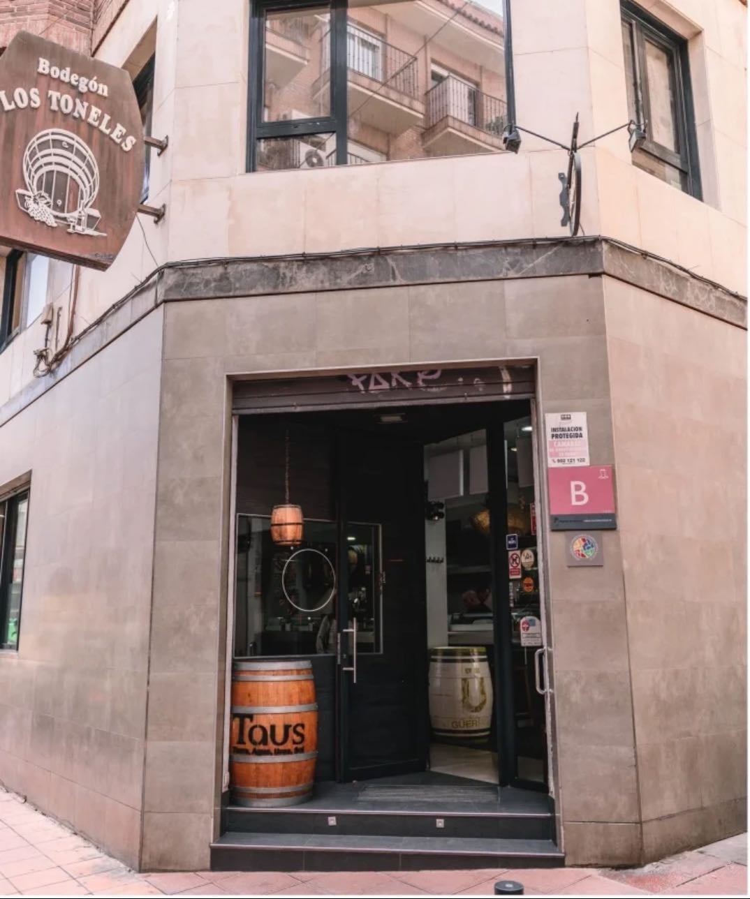 Bodegón Los Toneles - 10-20€