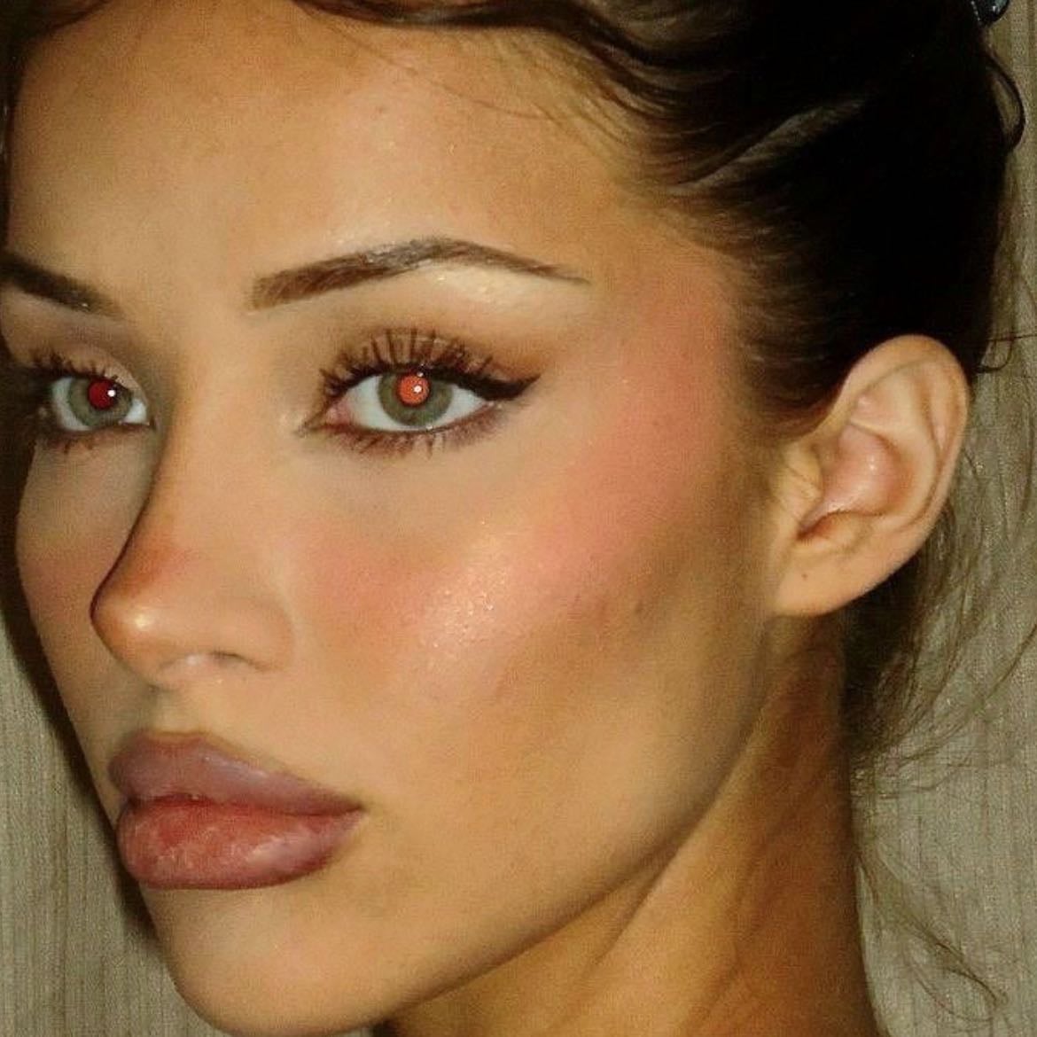 Shape your Eyebrows - Eyebrows are like picture frames for your eyes. Find your right face for ur face shape and it will literally define ur whole face