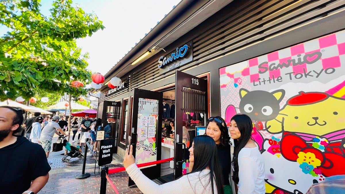 Sanrio Japanese Village