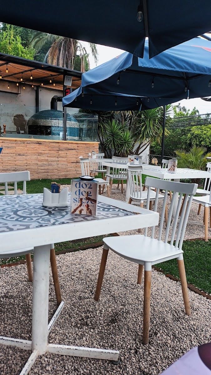 227 resto-café cumbayá