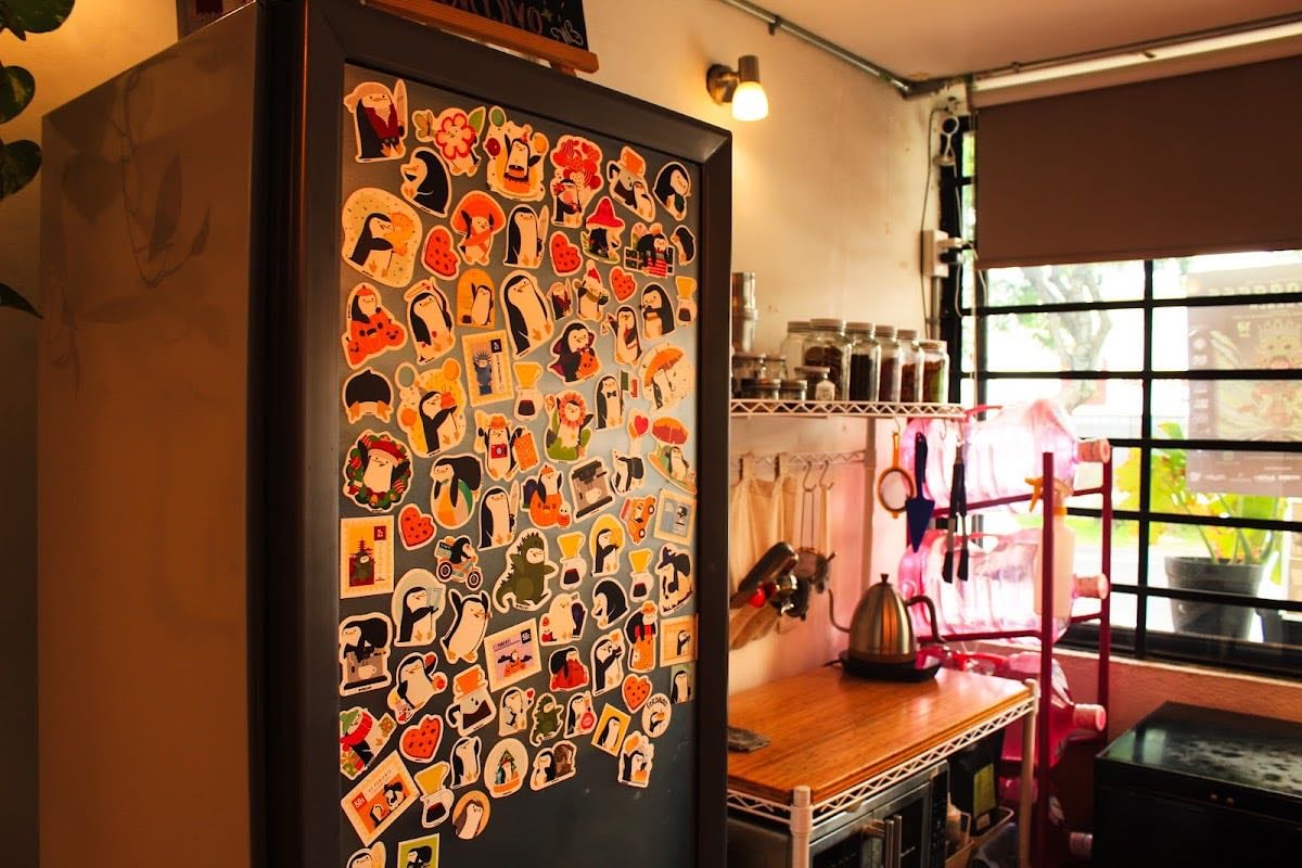 Ferdinand. Barra de café