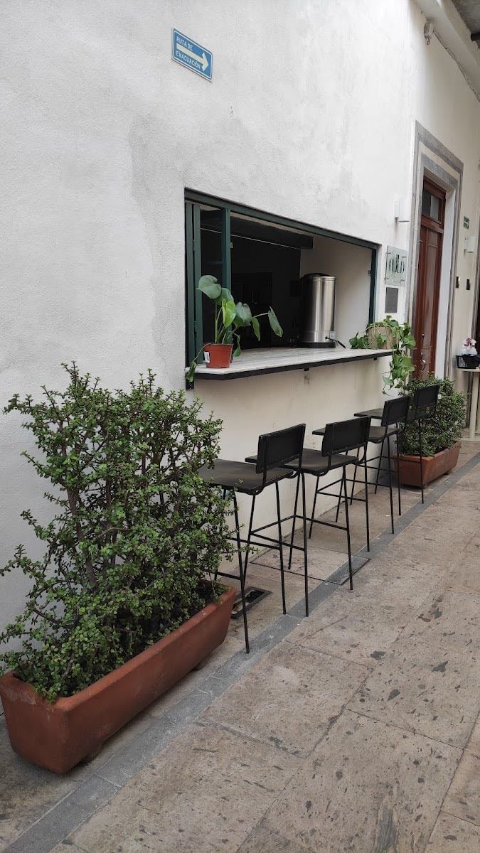 ATTA Salon Café