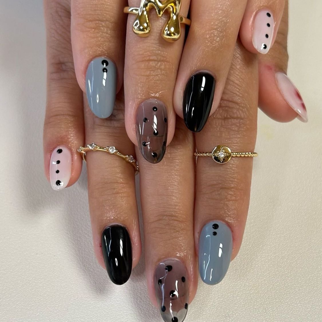꧁ꨄ❧☙❦✫꧂✿❀᪥༒