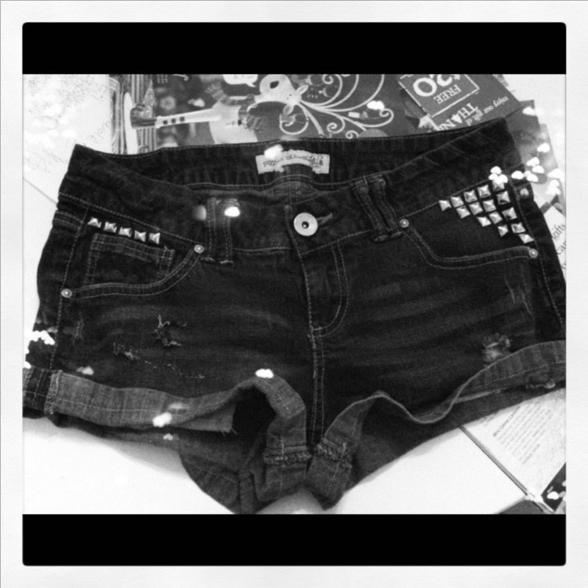 Studs - So 2014 tumblr grunge