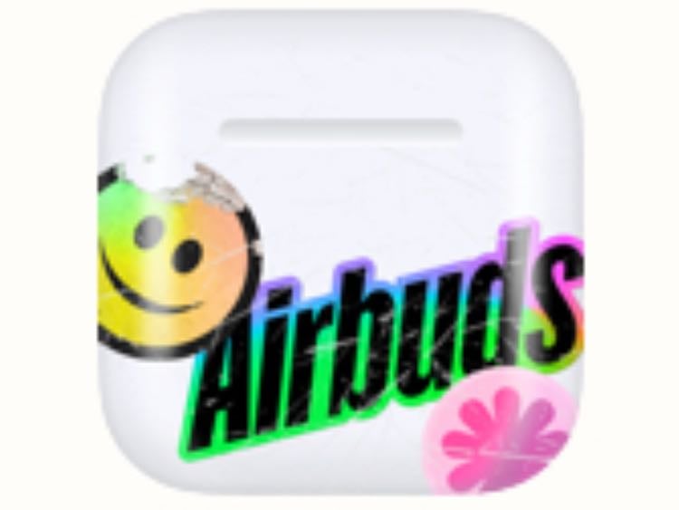 Download Airbuds - It’s an app that shows you your music taste. There’s also something called “space” and you can decorate it! Sadly you need to have a friend added to use some things but you can add me! My user is @luvv.sof