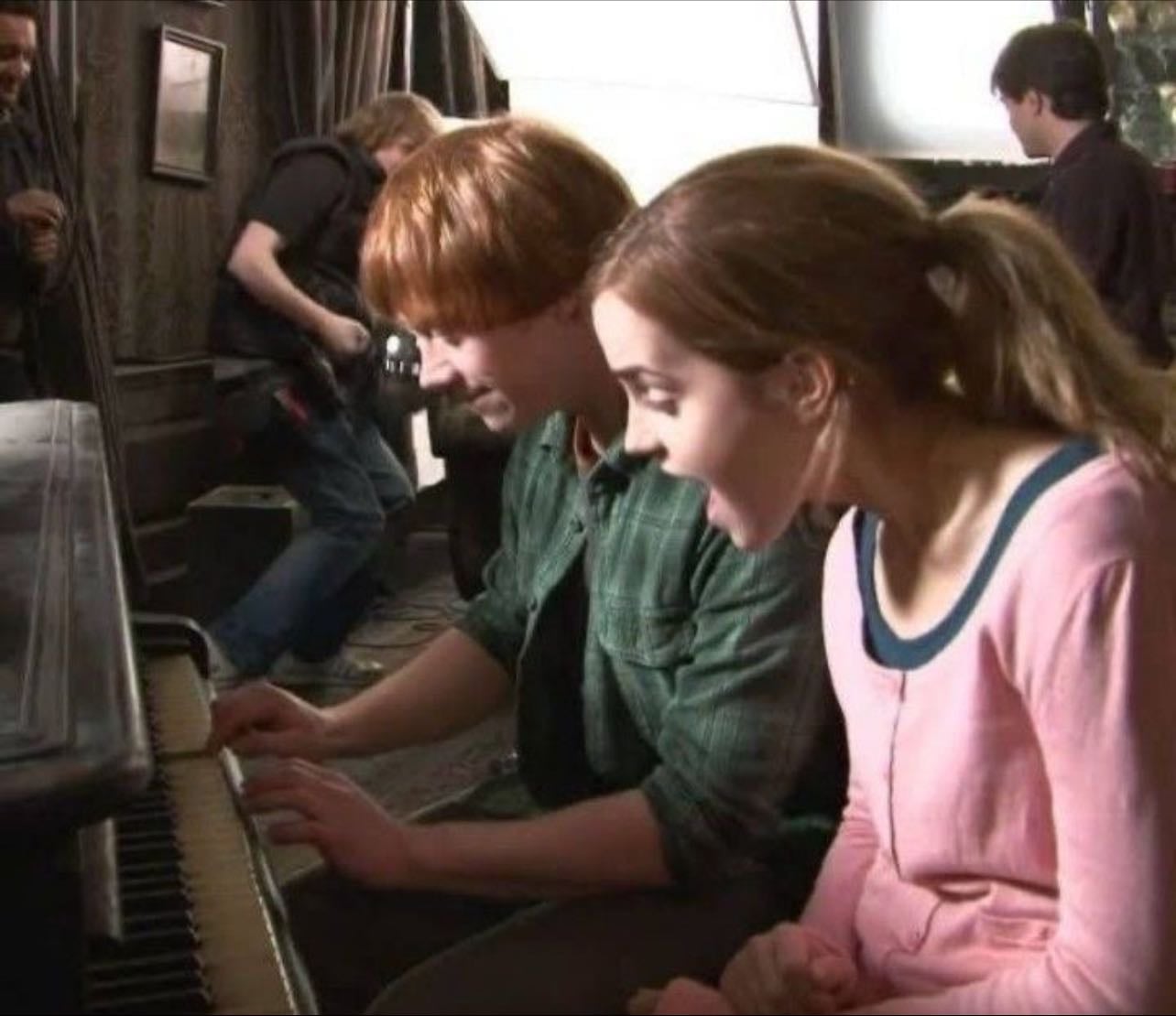 ᢉ𐭩 harry potter and the deathly hallows: part 1 - ˖ ᡣ𐭩 ⊹ ࣪ ˚₊· 2010