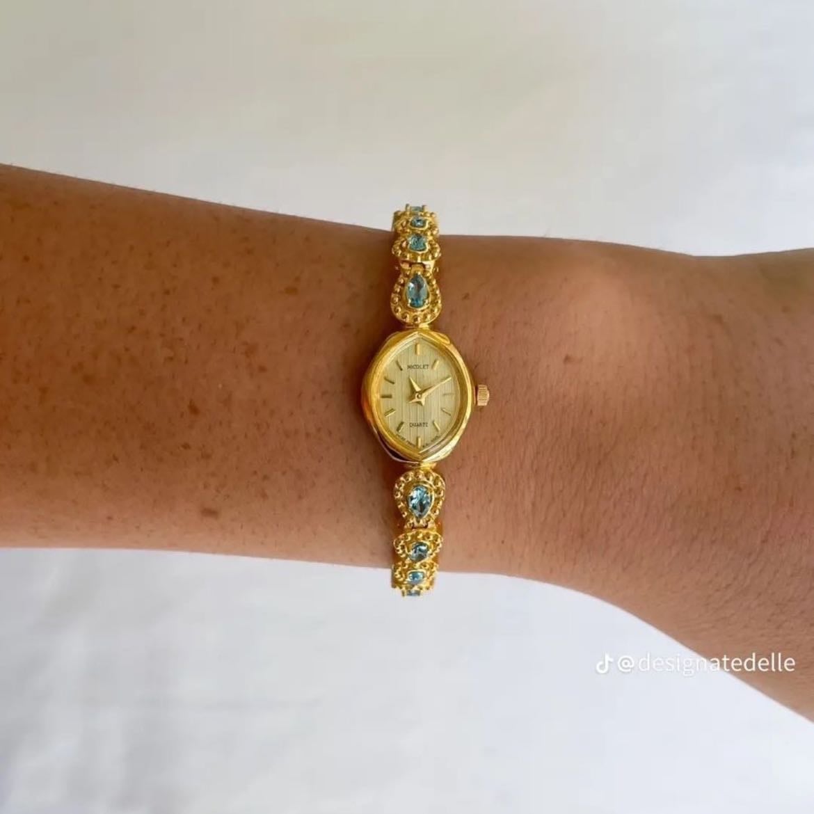 este reloj