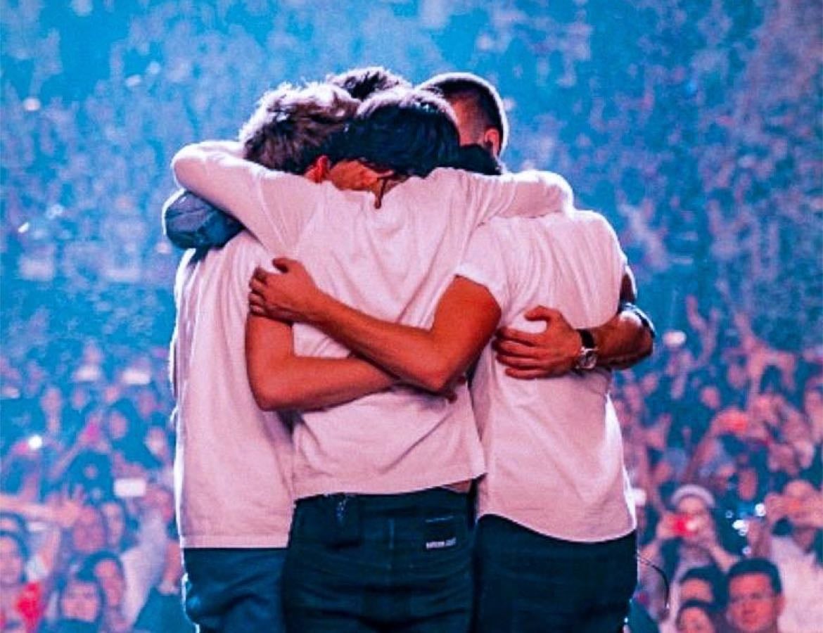 Top favorite 1D songs from each album! - Music hypelist by Emily! 💋🪩🫶🏠🥔🙈