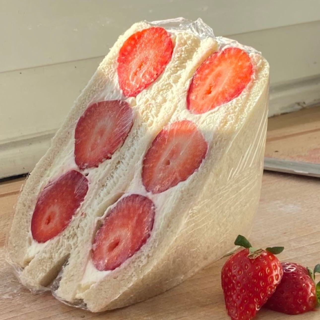 Strawberry Sando