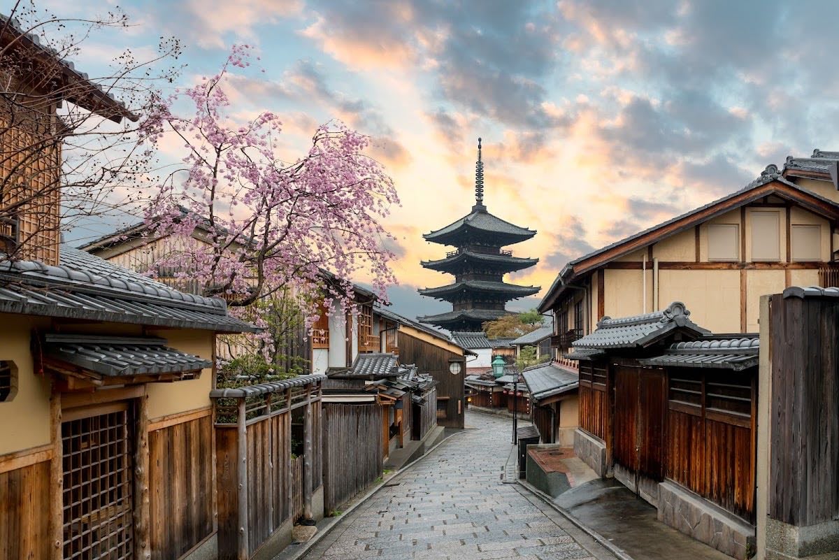 Hōkan-ji Temple (Yasaka Pagoda)