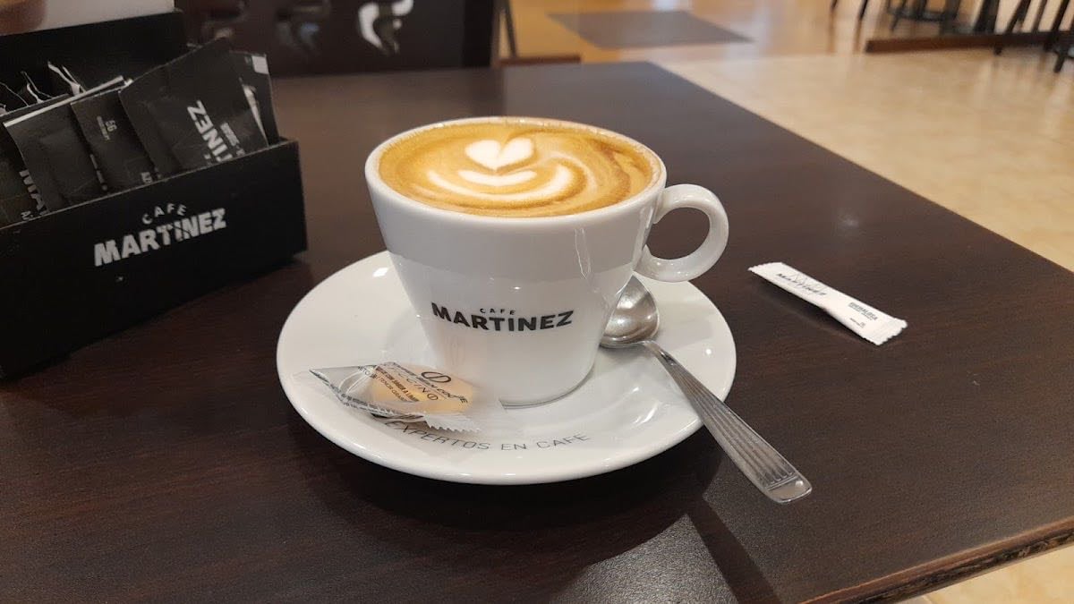 Café Martínez, Pinedo Shopping