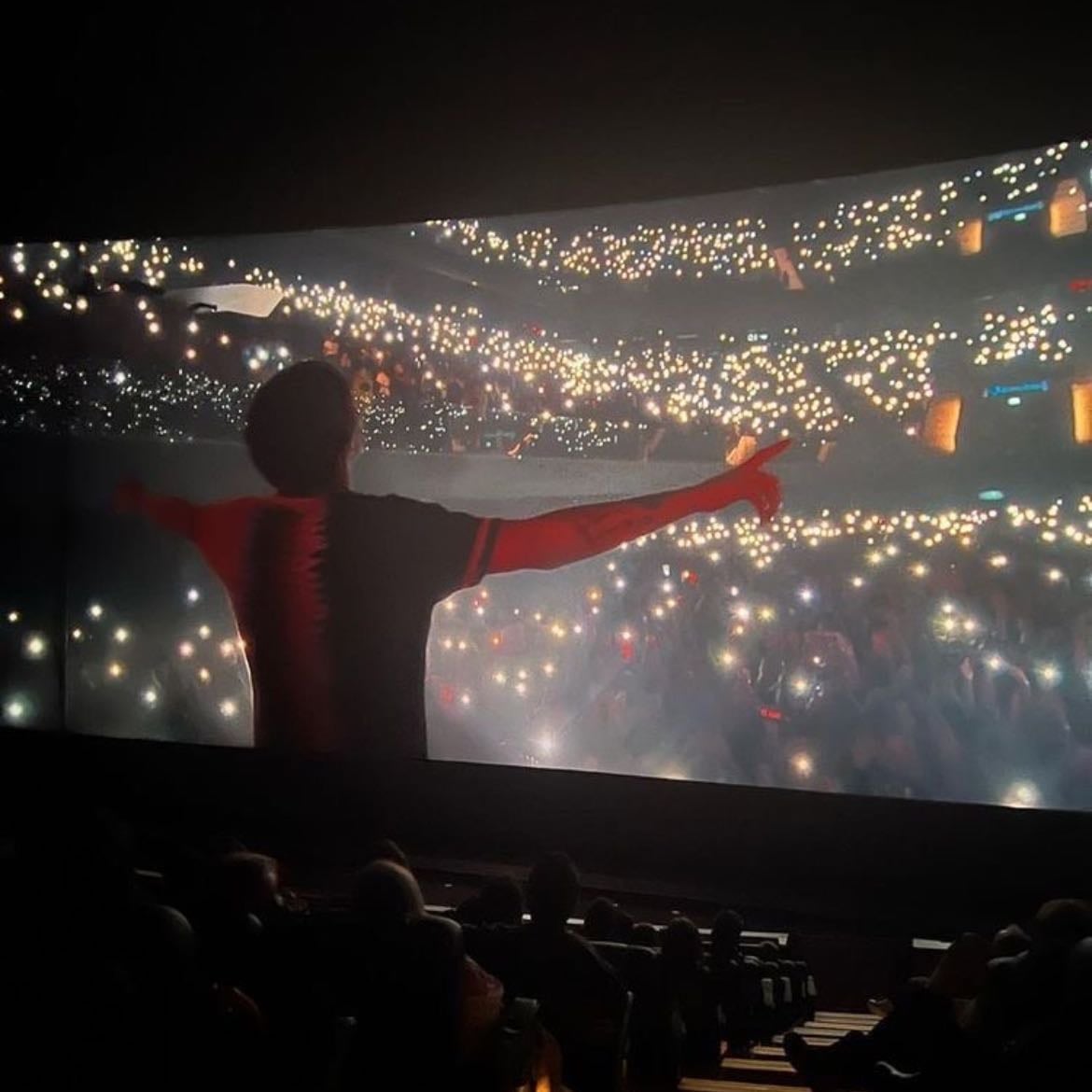 Louis Tomlinson: All of Those Voices - Charlie Lightening · 2023