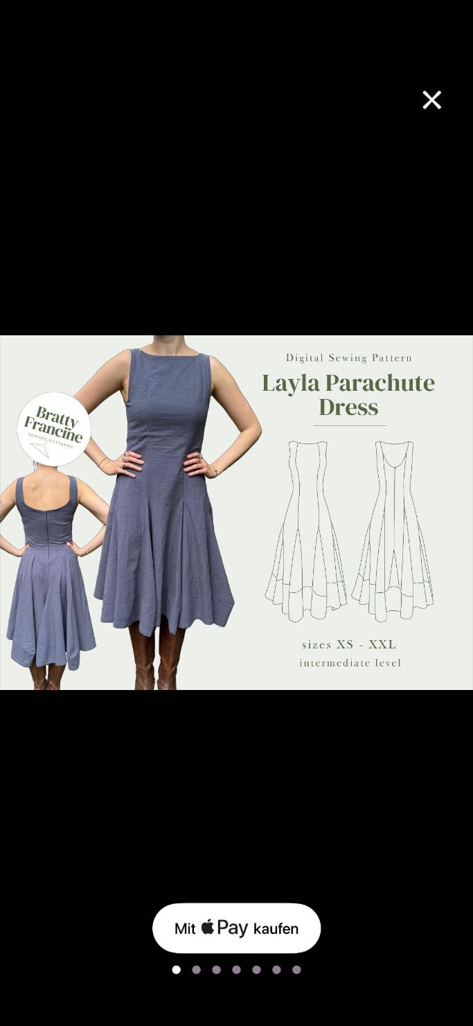 Layla parachute