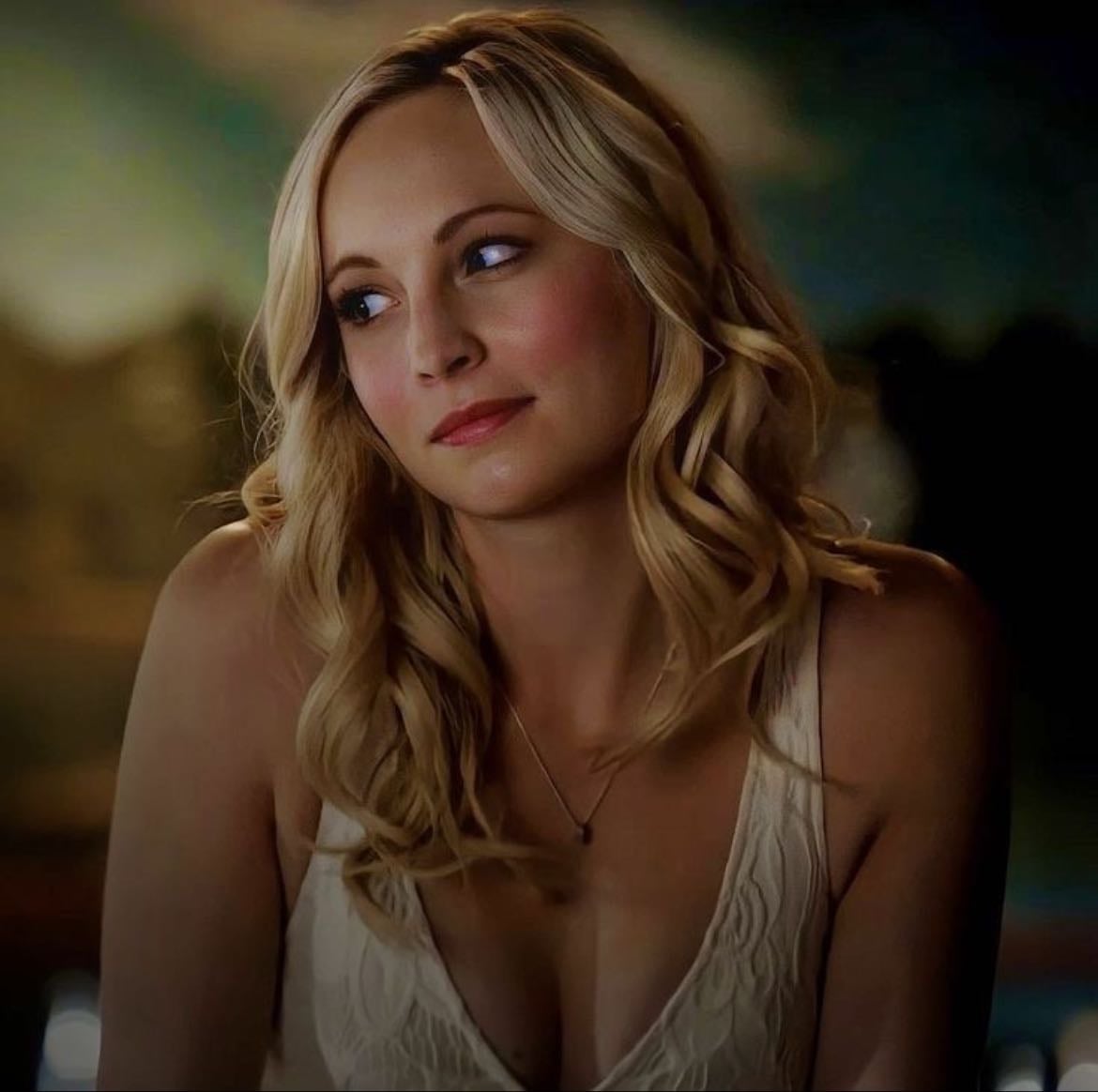 Caroline Forbes - The Vampire Diaries