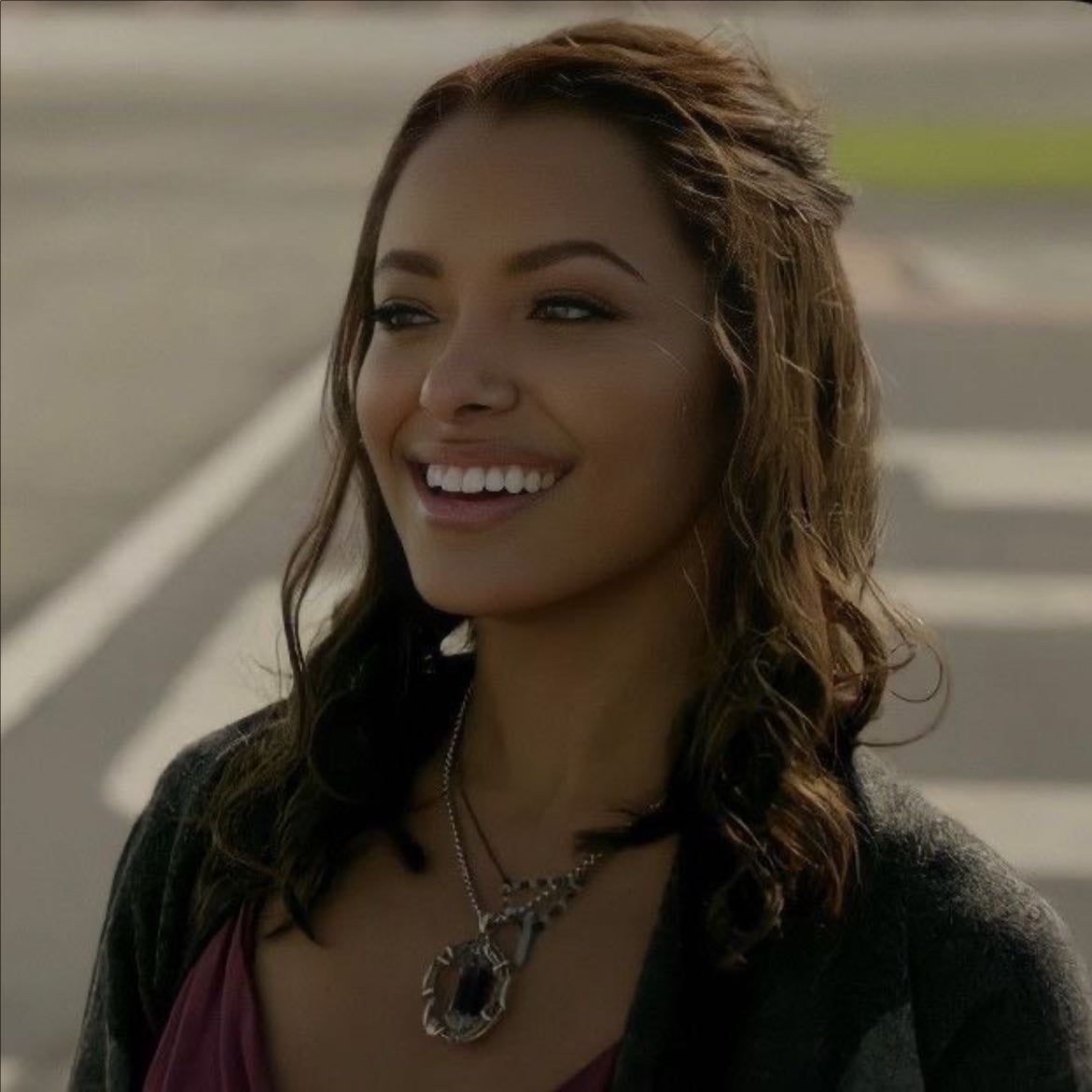 Bonnie Bennett - The Vampire Diaries