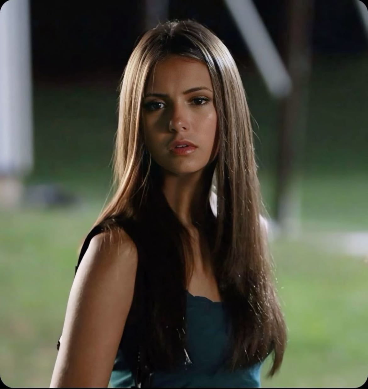Elena Gilbert - The Vampire Diaries