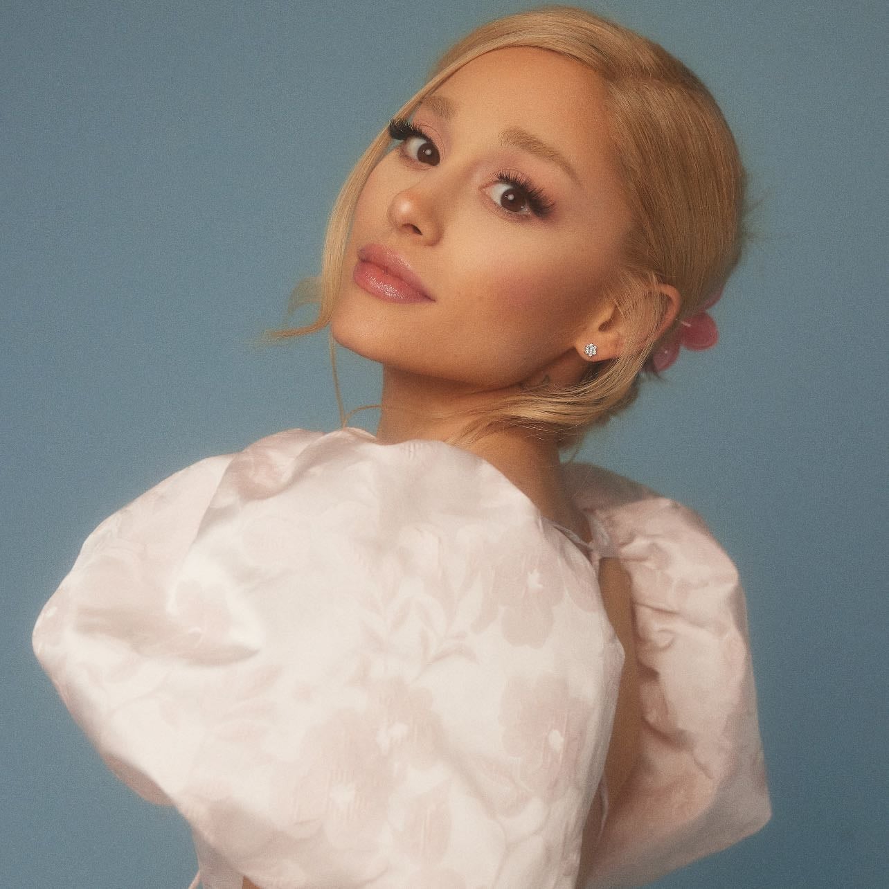 ariana grande - my fav for like 8 years now i love her sm