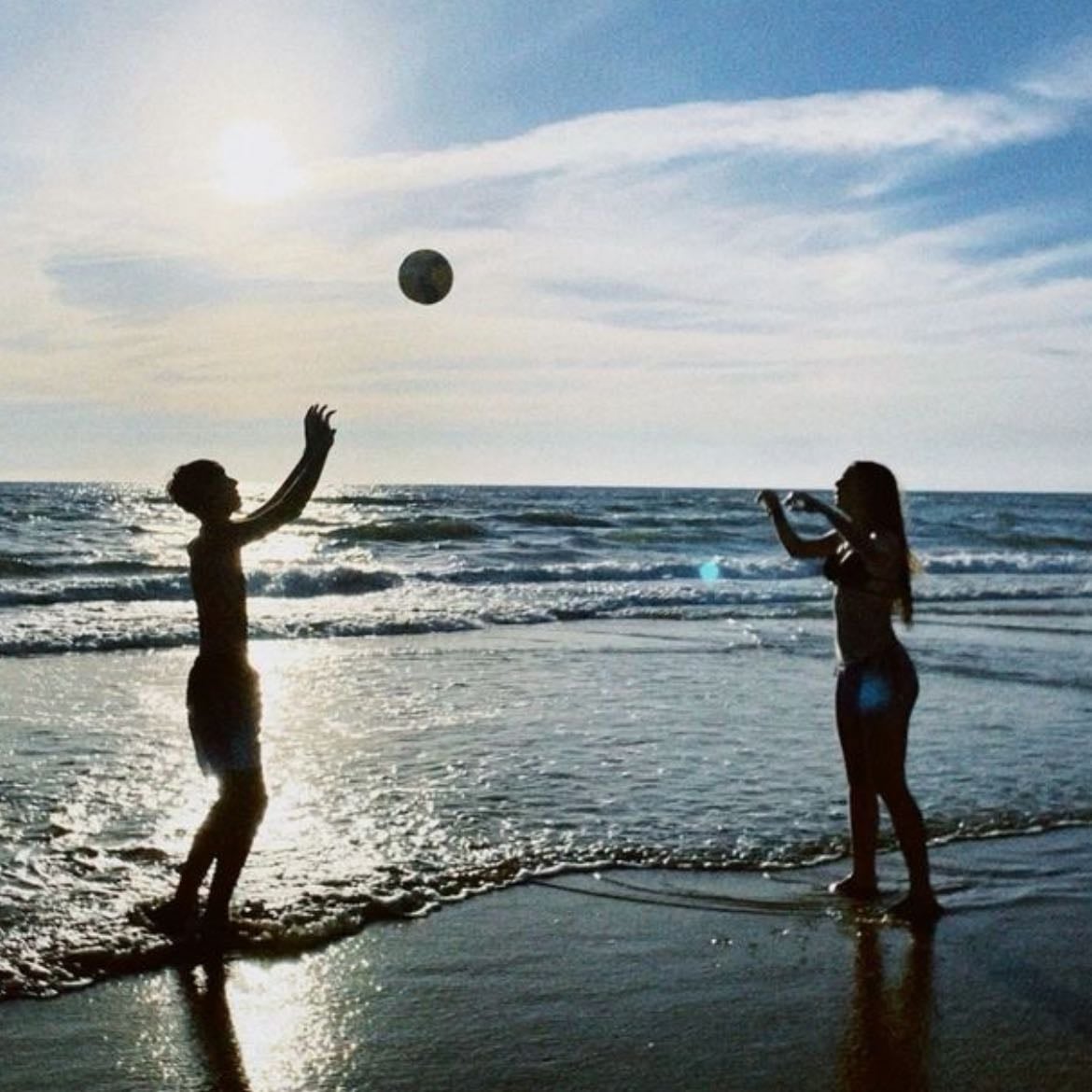 Jugar vóley juntos 💞🏐 - Simplemente ✨hermoso✨
