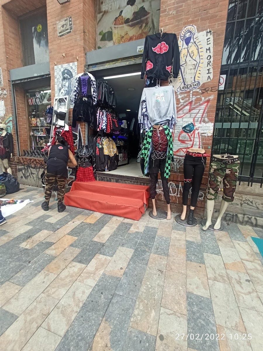Mercado De Las Pulgas De San Alejo