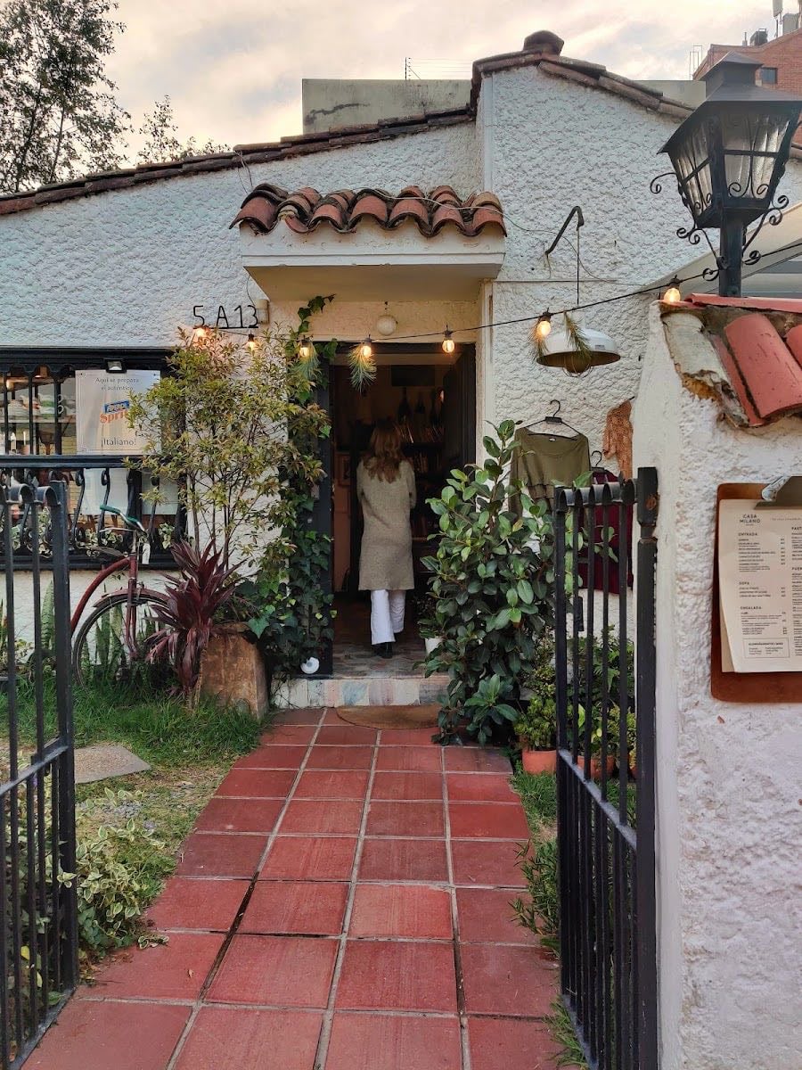 El Cuchitril - thrift